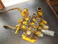 2 Or 3 Spool Dozer Blade Control Valves