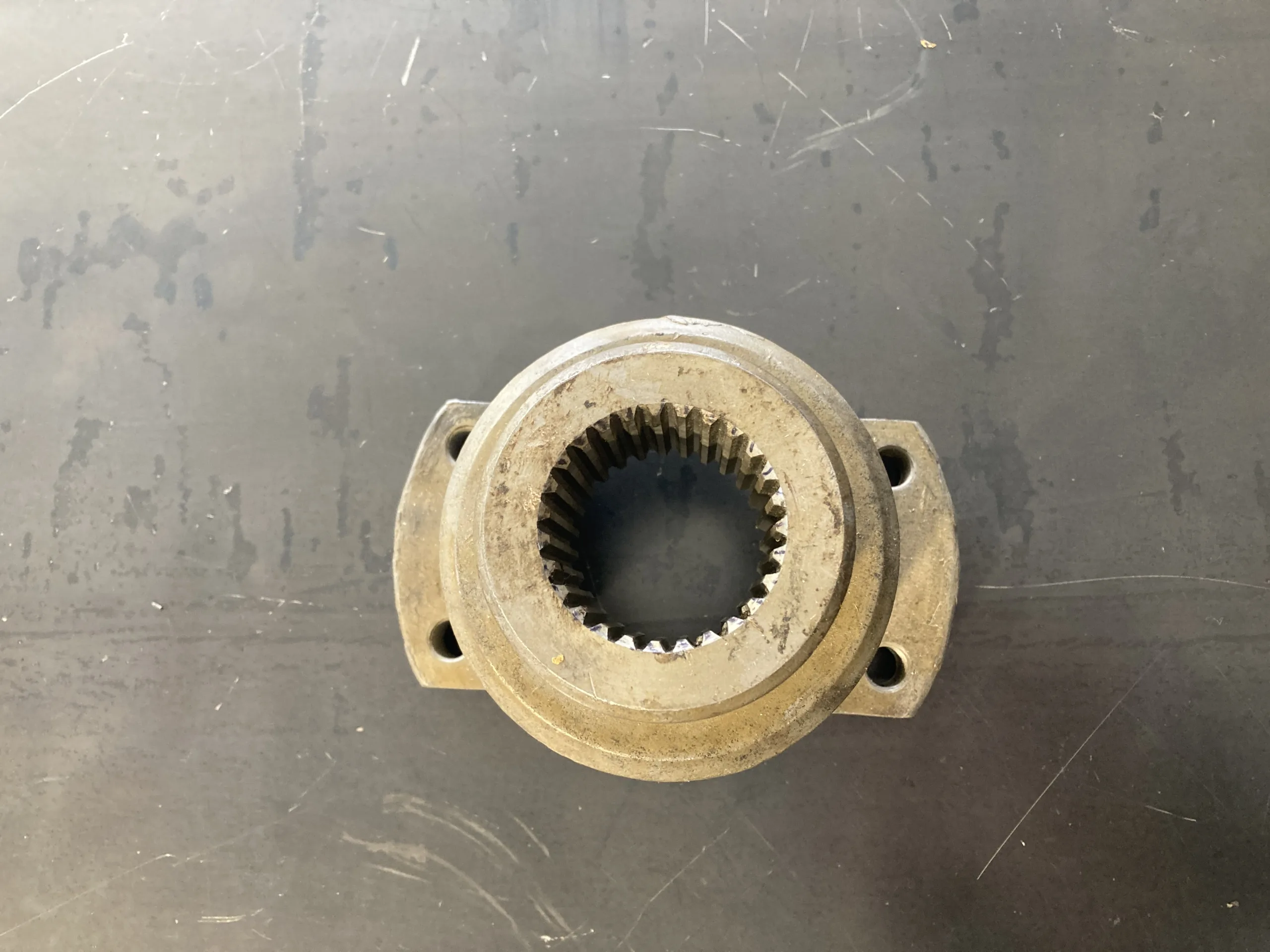 Front Differential U-Joint Yoke T45175 - Image 2