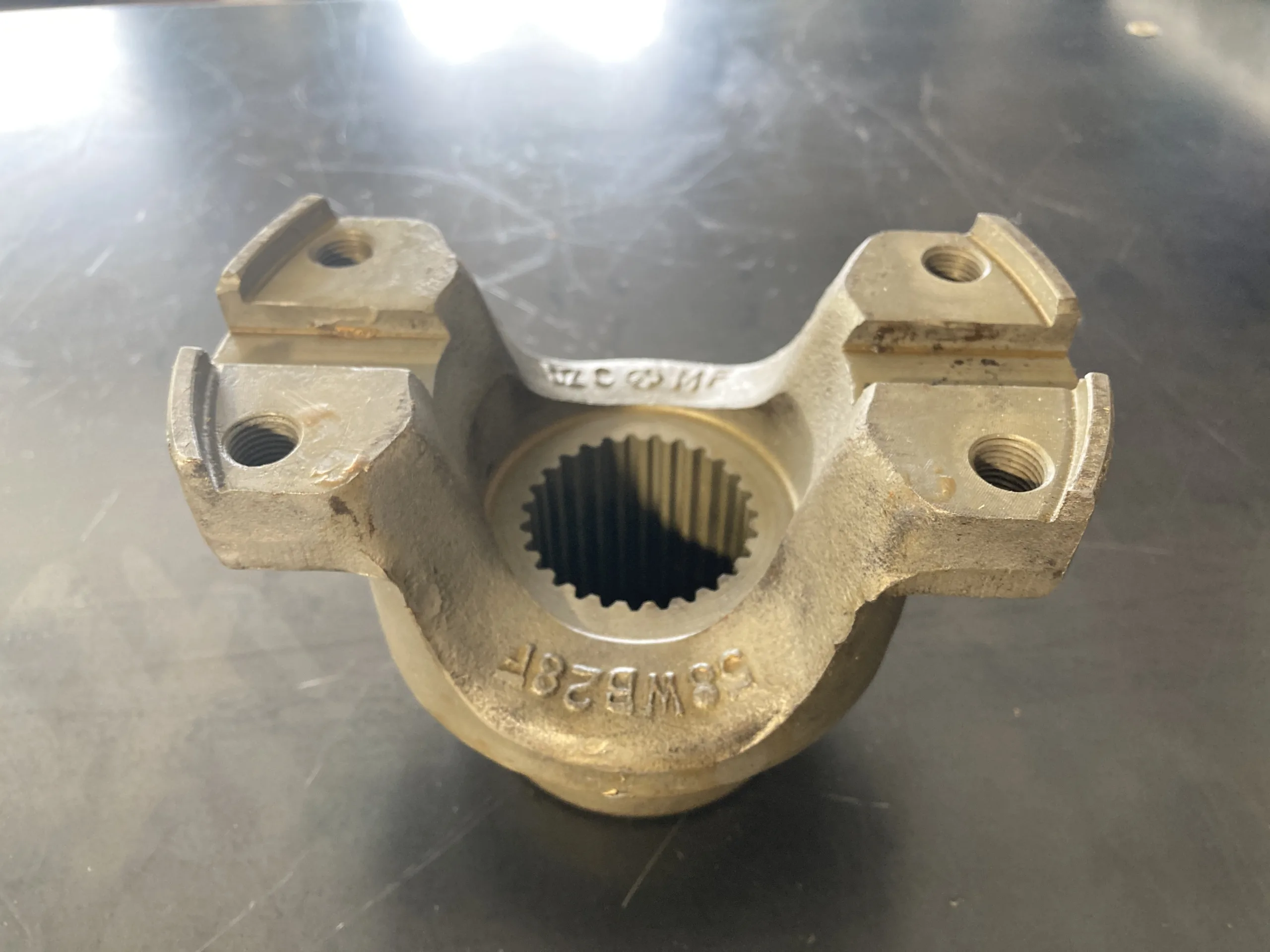 Front Differential U-Joint Yoke T45175 - Image 3