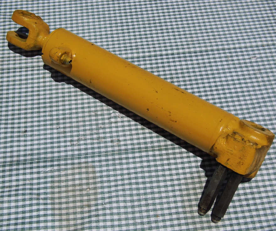 Blade Cylinder T44548