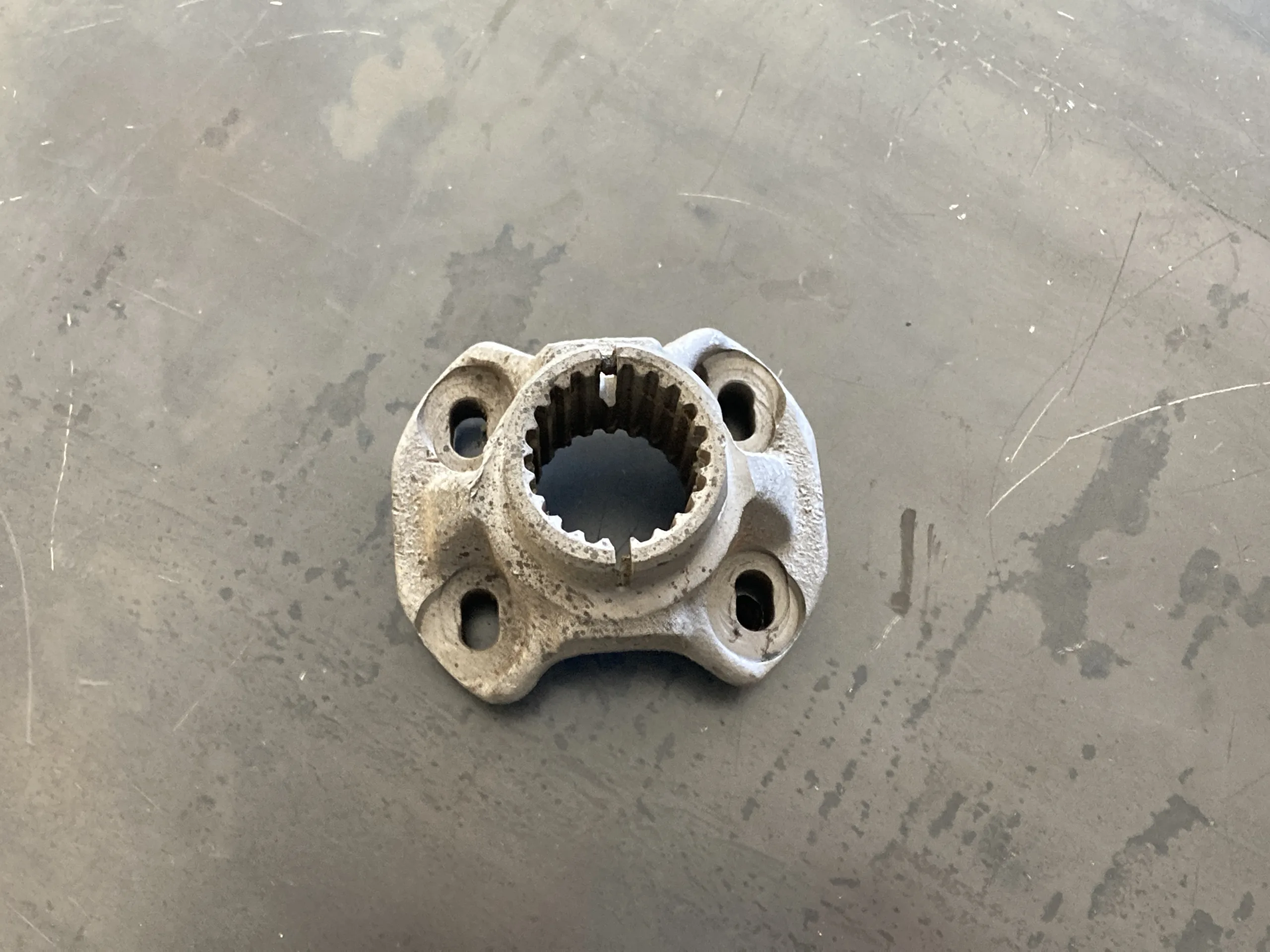 Powershift Winch Driveline Yoke - Image 3